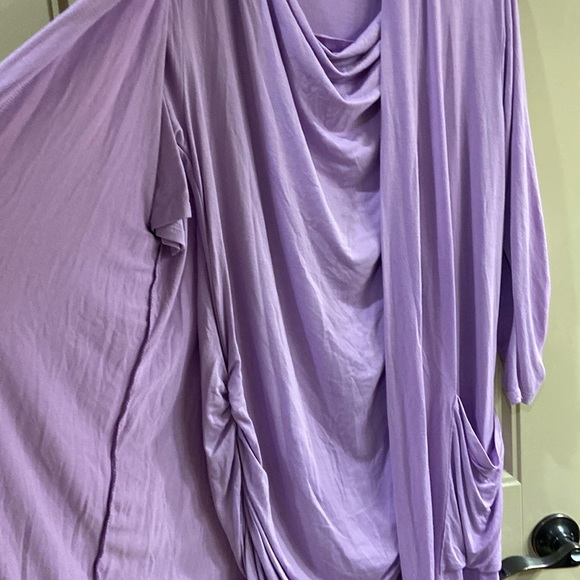 Top and/or Cardigan by The Zig Zag Stripe Brand. - Picture 2 of 16